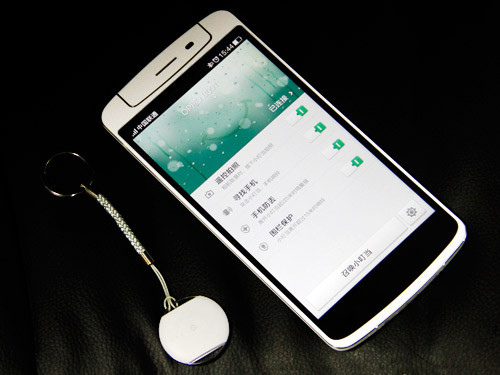 小叮当+背部触控 OPPO N1特色功能体验