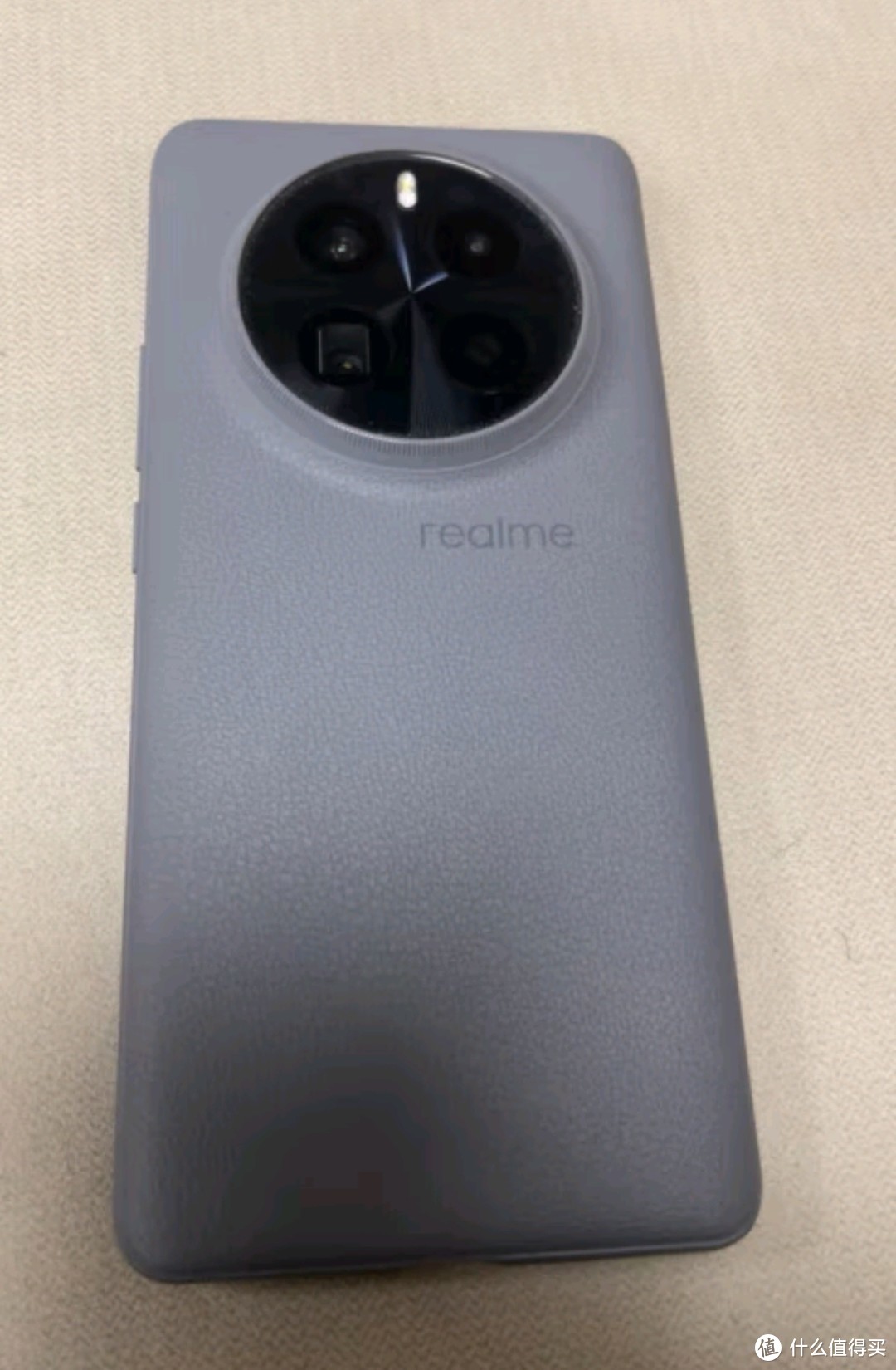 realme真我GT5 Pro第三代骁龙8旗舰芯 IMX890潜望长焦 4500nit无双屏 5G游戏AI手机 16GB+256GB星夜