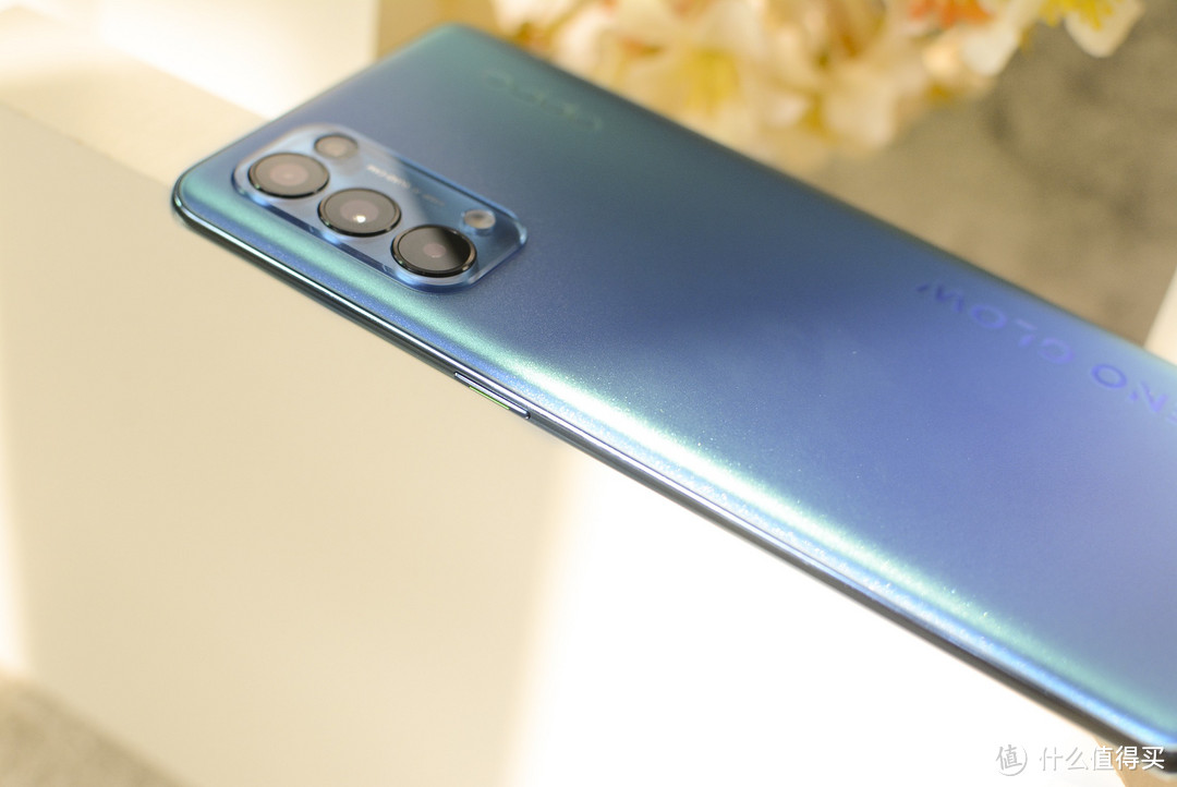 “晶”艳外观的OPPO Reno5 Pro轻薄手机中的模范生